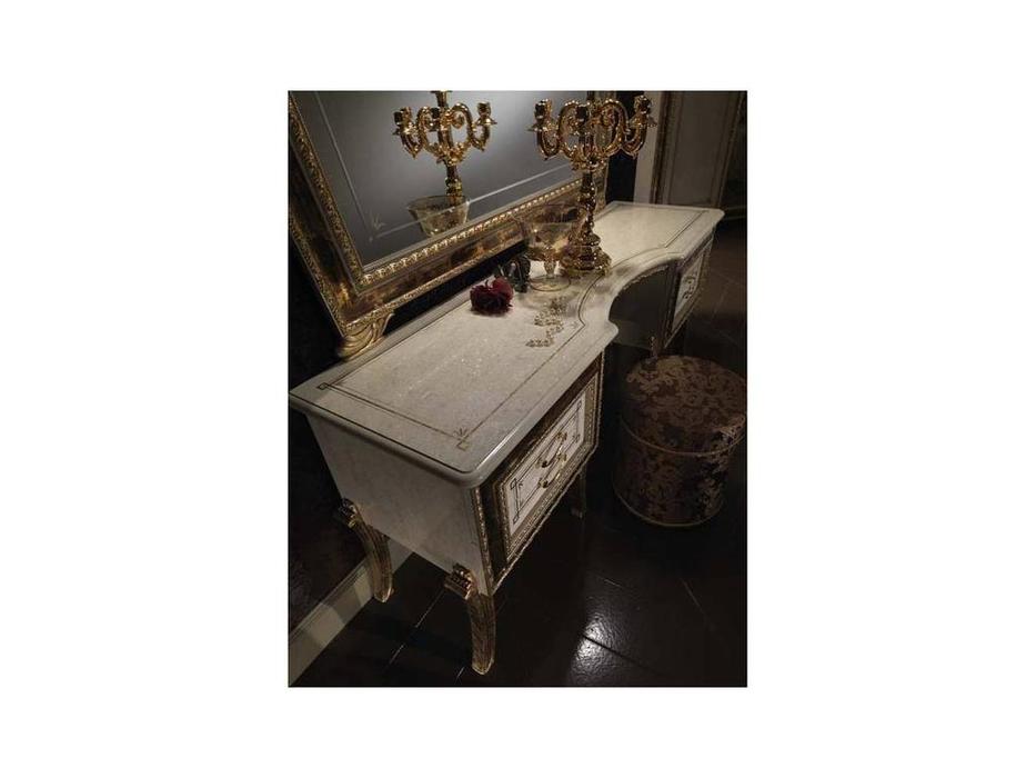 Arredo Classic пуф  (слоновая кость) Раффаэлло