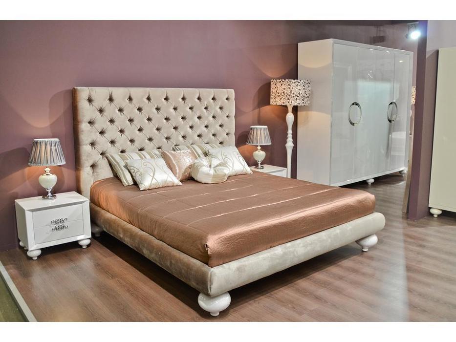 Fratelli Barri кровать двуспальная 180х200 велюр бежевый (белый лак) Palermo