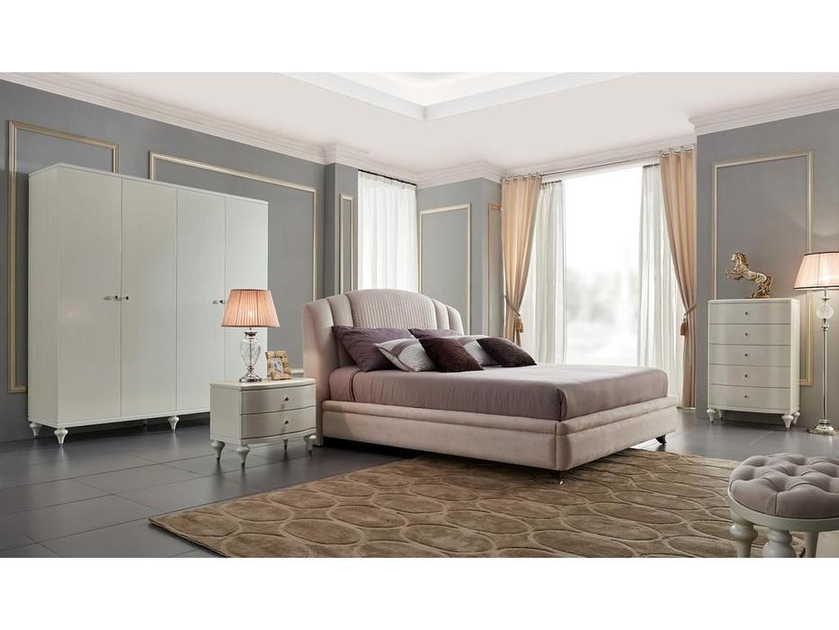 Fratelli Barri кровать двуспальная 180х200  ткань (бежевый, белый лак) Rimini