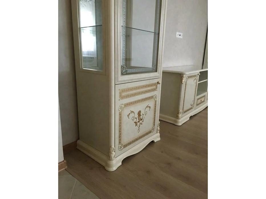 Dia витрина 1 дверная  (крем) Роза Талия