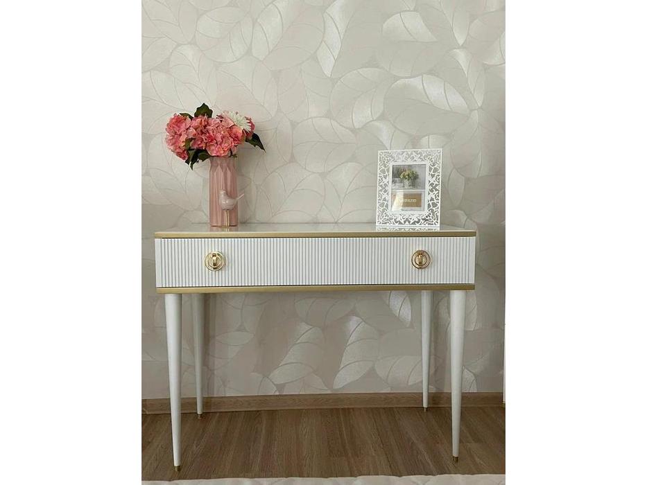 МастМур стол туалетный  (белый с золотом) Глория