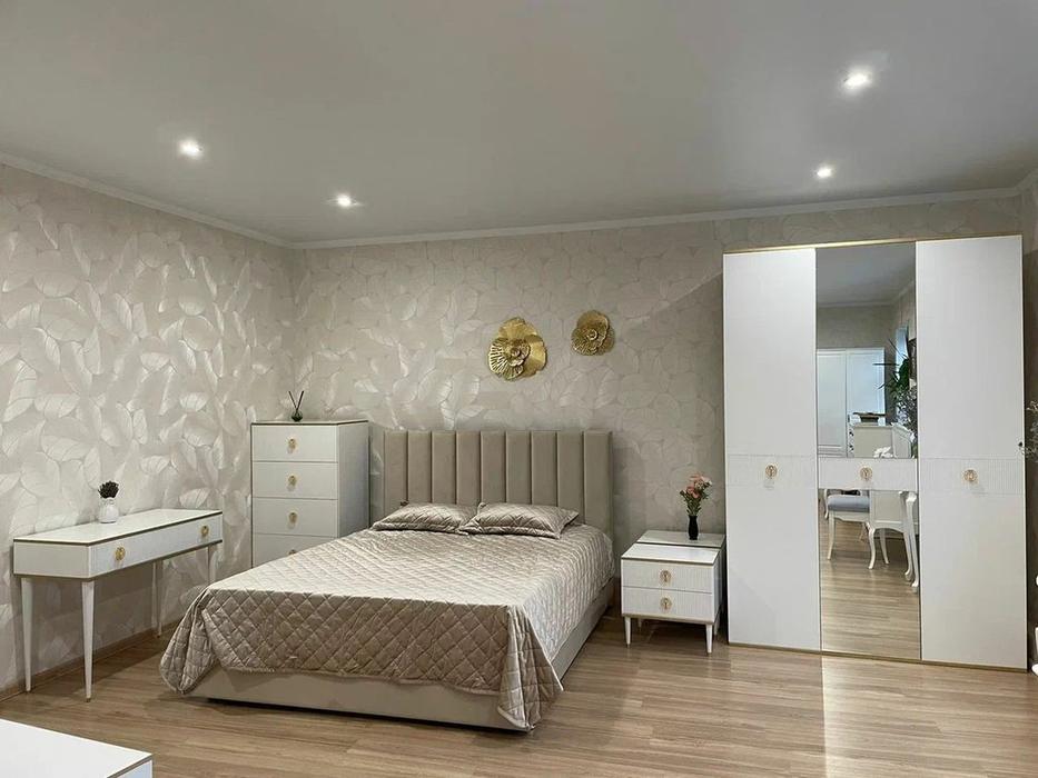 МастМур стол туалетный  (белый с золотом) Глория